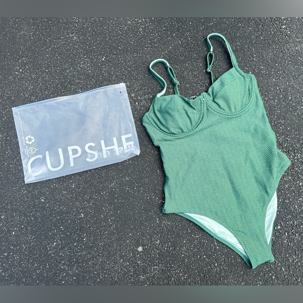 CUPSHE green wave bathing suit size large